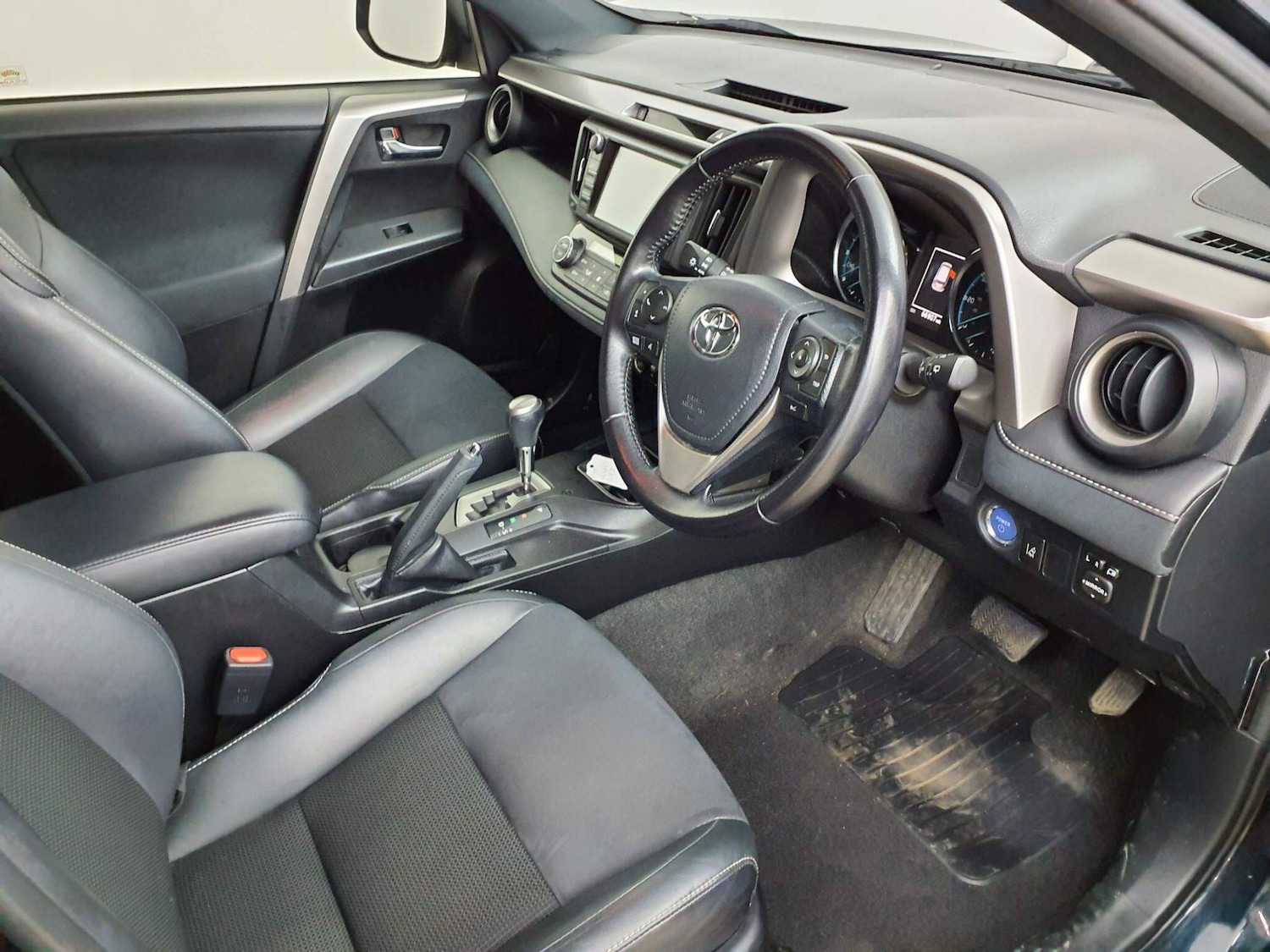 Used Toyota RAV4 for sale - 77670885: Photo 12