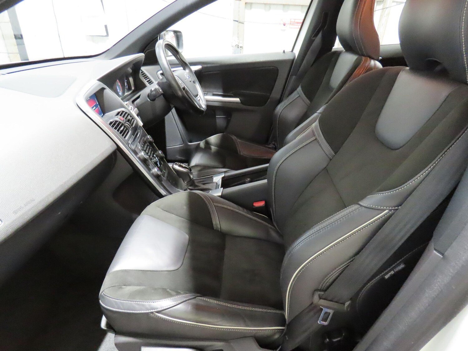 Used Volvo XC60 for sale - 77469308: Photo 14