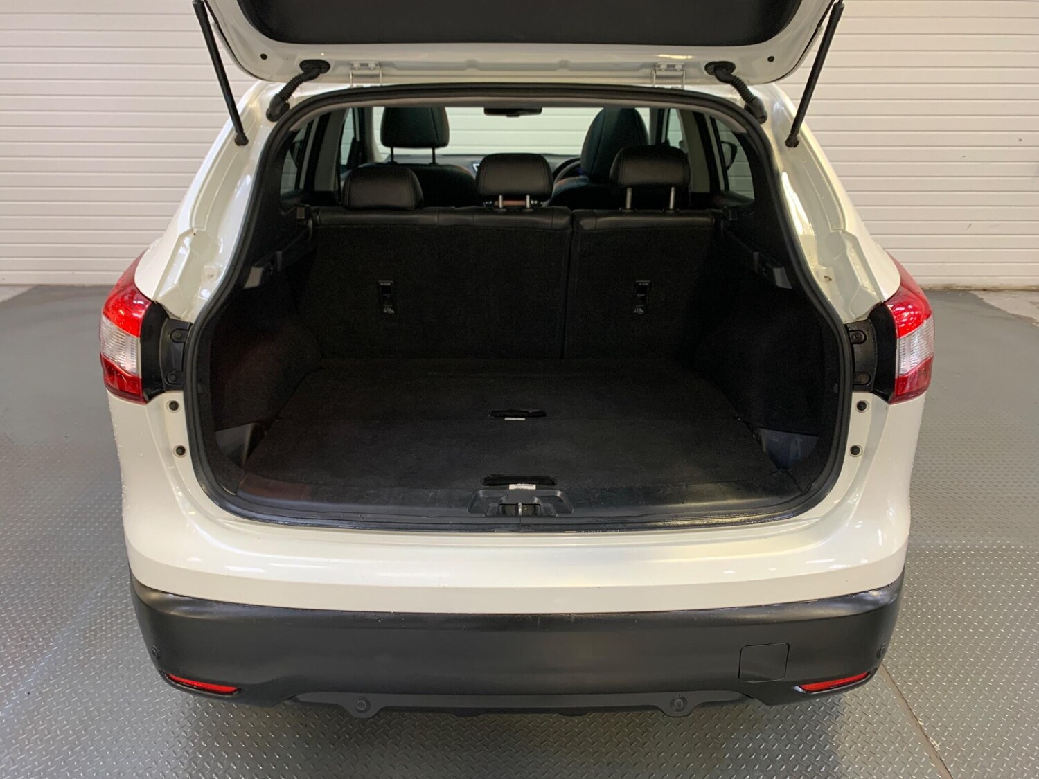 Used Nissan Qashqai for sale - 77633931: Photo 12