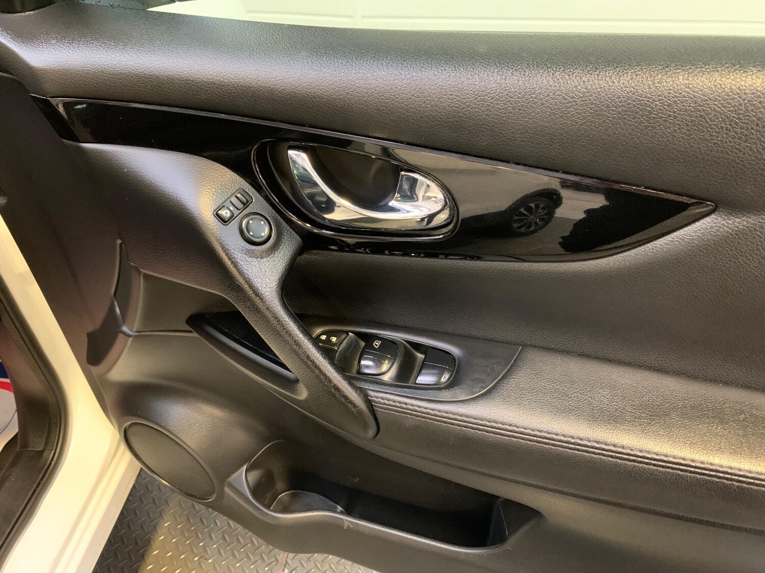 Used Nissan Qashqai for sale - 77633931: Photo 21