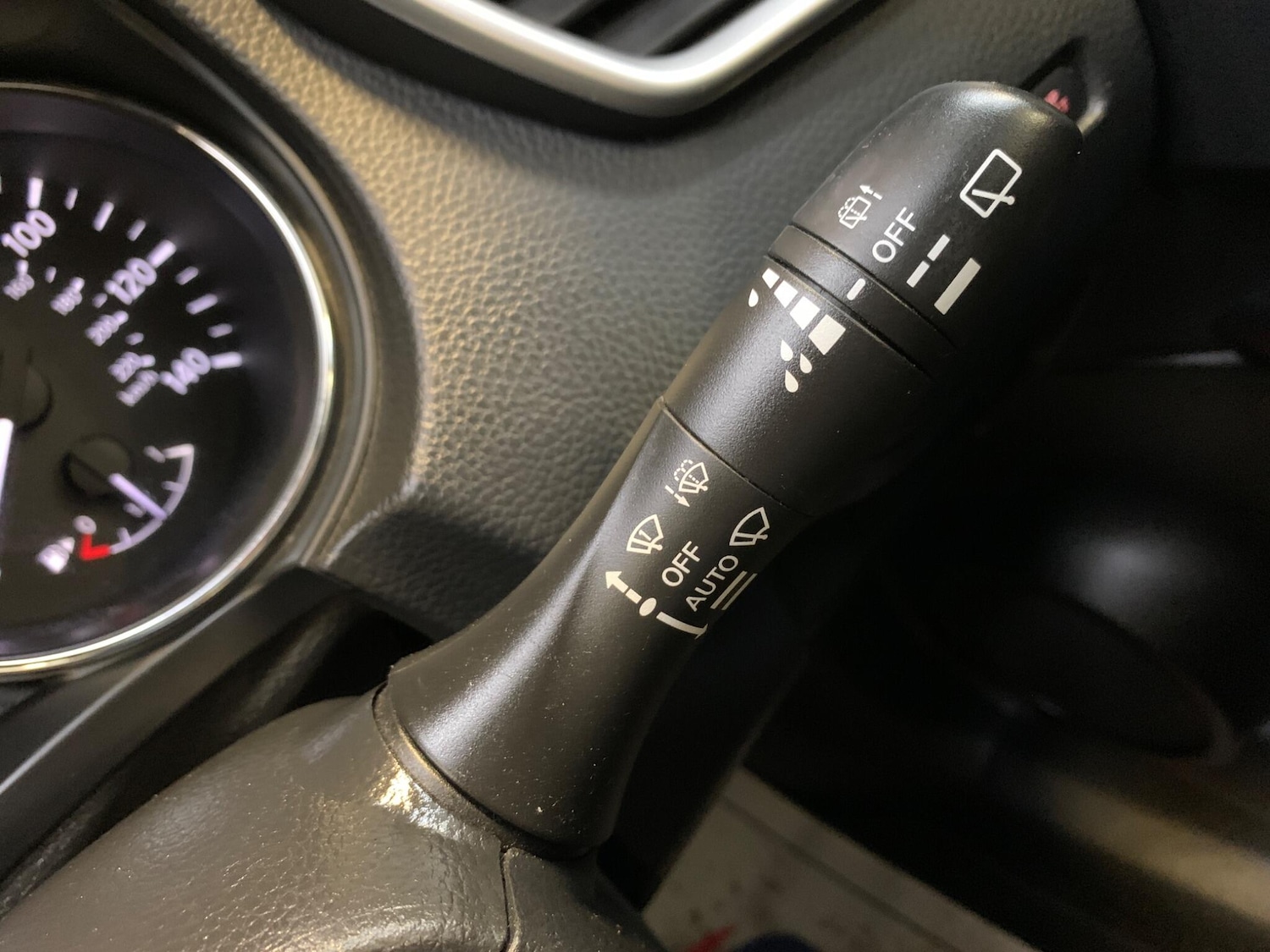 Used Nissan Qashqai for sale - 77633931: Photo 41