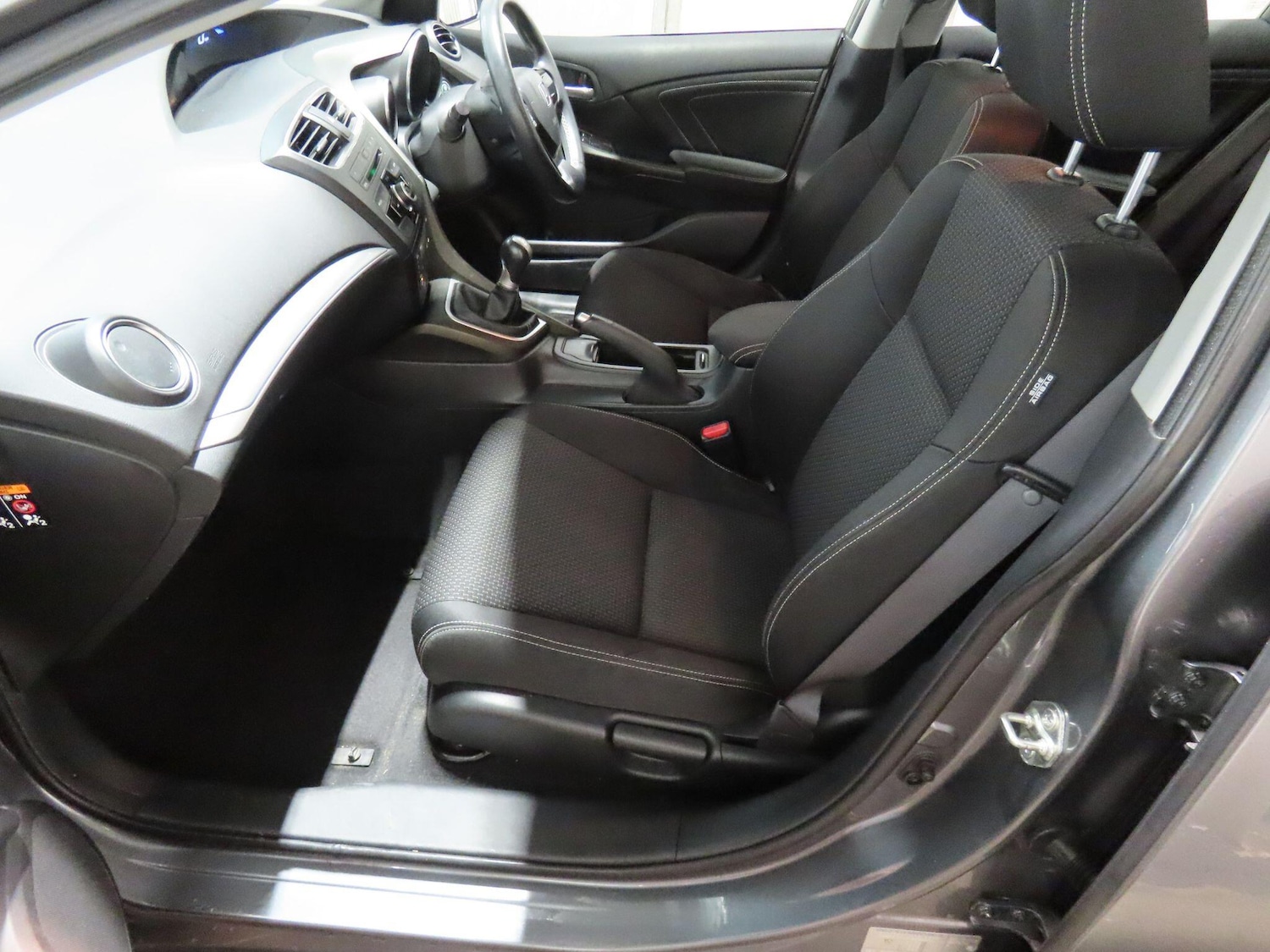 Used Honda Civic for sale - 77599042: Photo 14