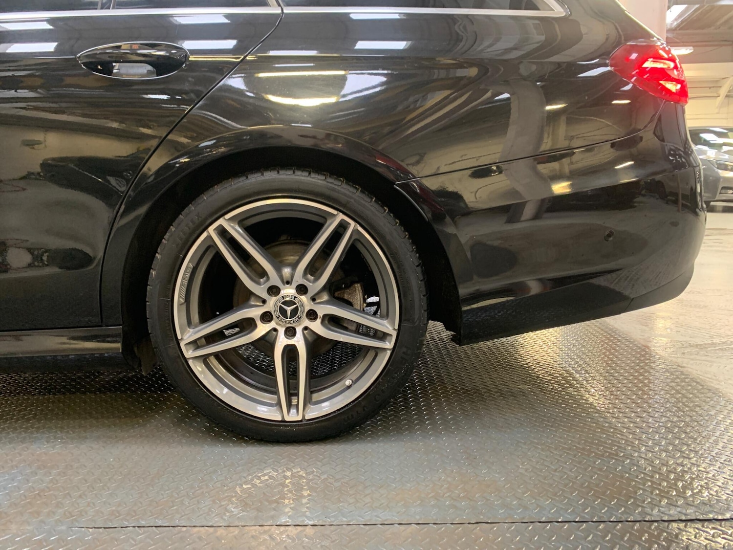 Used Mercedes-Benz E Class 2017 for sale - 78048200: Photo 10