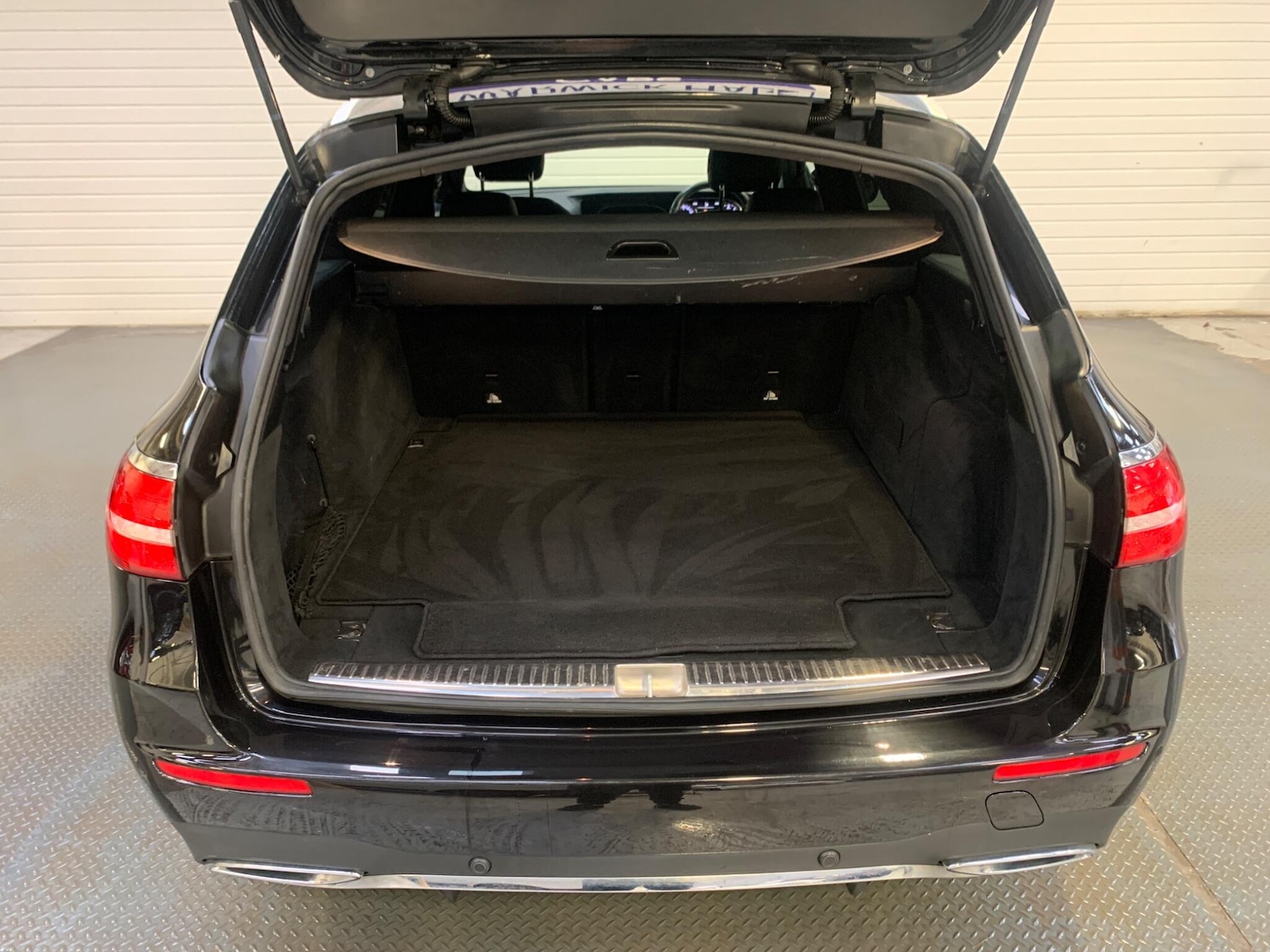 Used Mercedes-Benz E Class 2017 for sale - 78048200: Photo 13