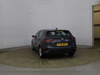 Used Kia Ceed 2019 for sale - 76824088: Photo