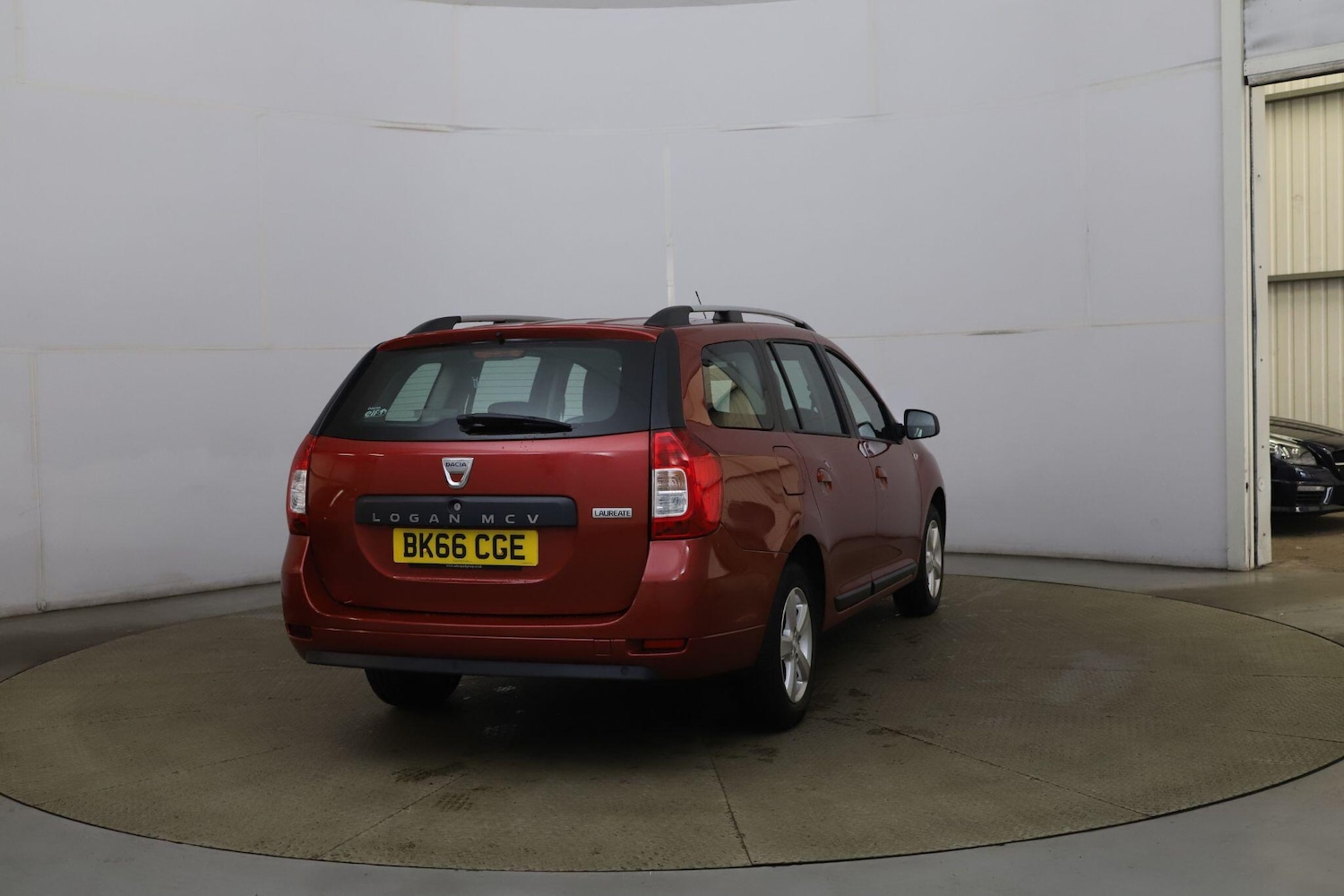 Used Dacia Logan MCV 2016 for sale - 76360250: Photo 7