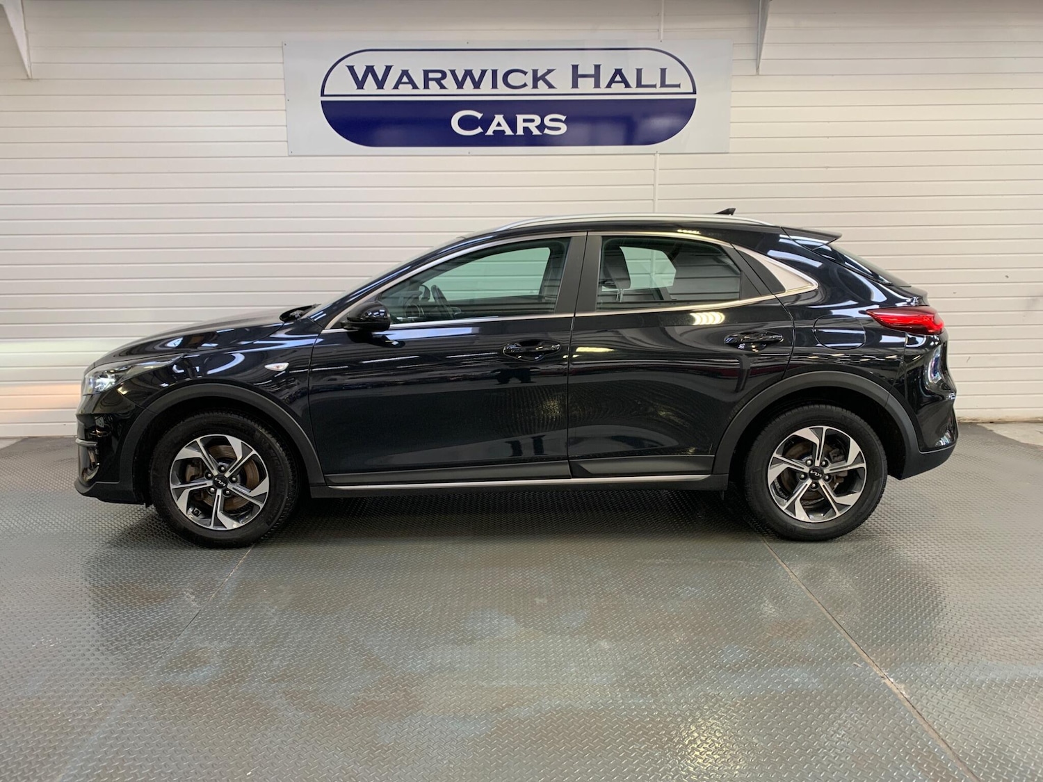 Used Kia XCeed for sale - 77852864: Photo 3