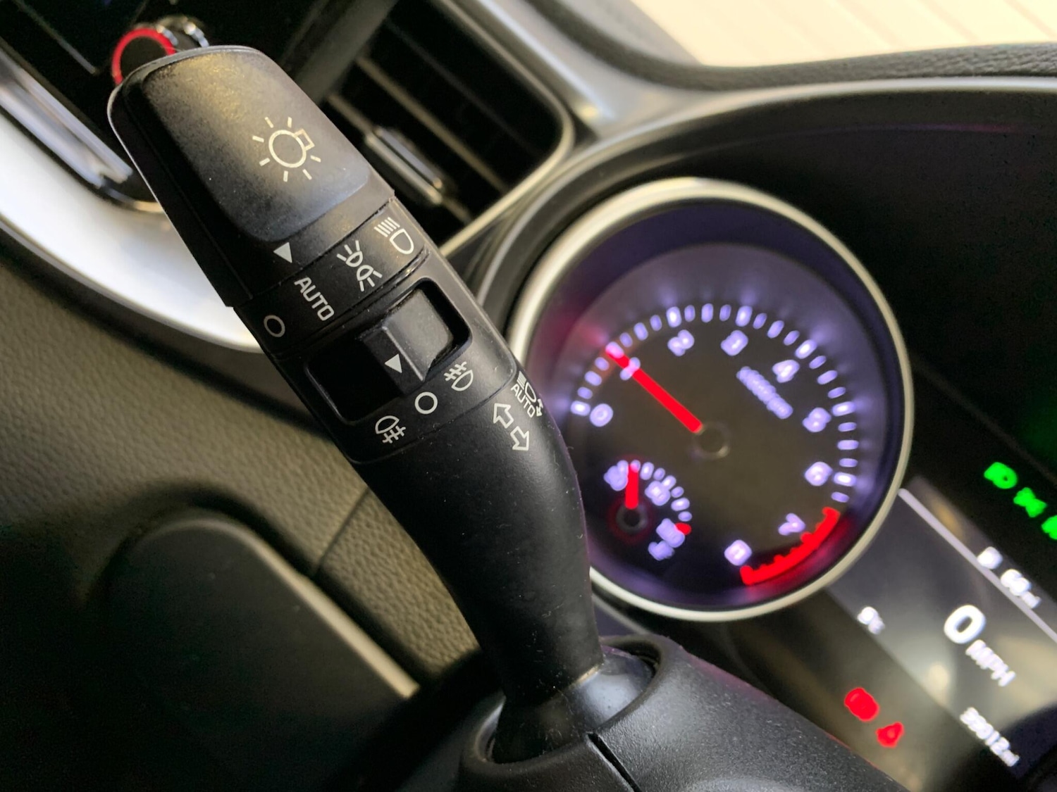 Used Kia XCeed for sale - 77852864: Photo 41