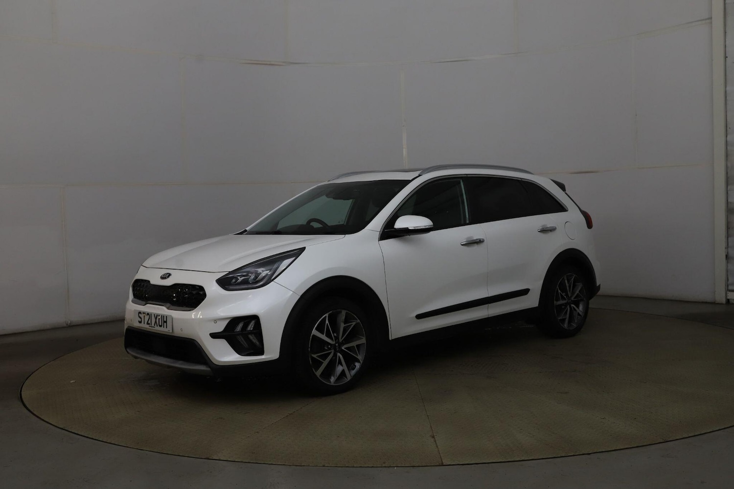 Used Kia Niro 2021 for sale - 76423355: Photo 1