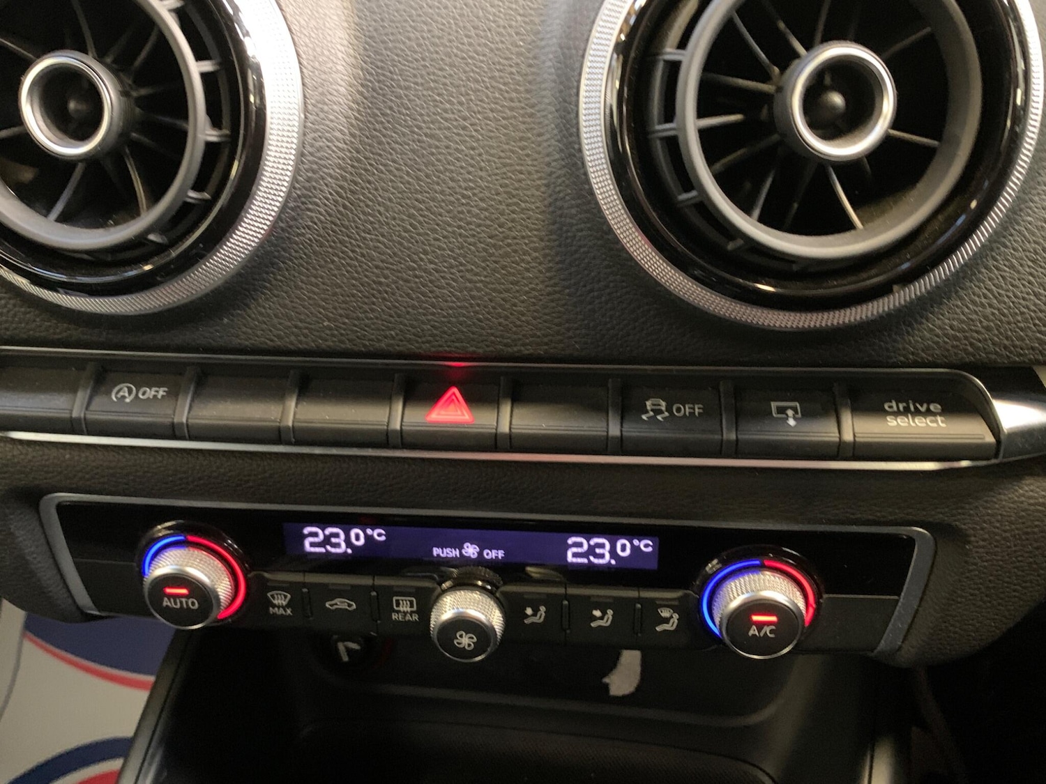 Used Audi A3 2015 for sale - 76976411: Photo 39