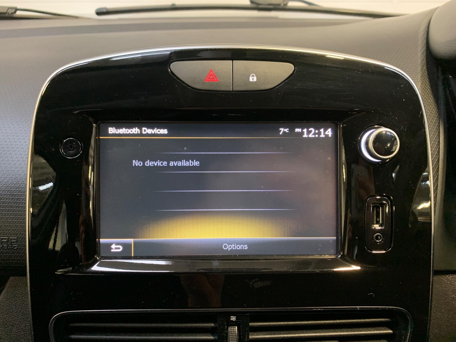 Used Renault Clio 2017 for sale - 77229867: Photo 29