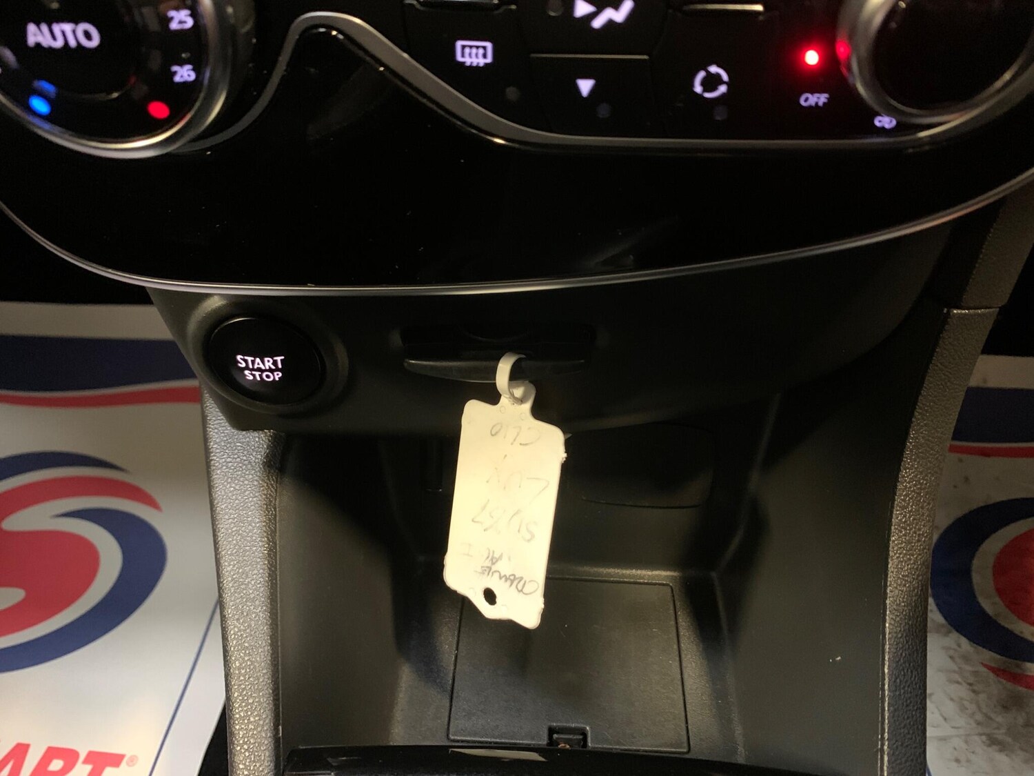 Used Renault Clio 2017 for sale - 77229867: Photo 37