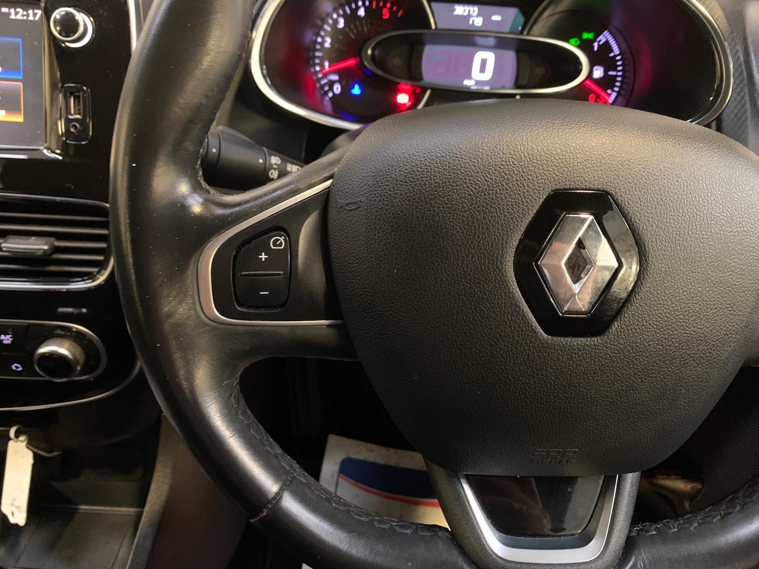 Used Renault Clio 2017 for sale - 77229867: Photo 49