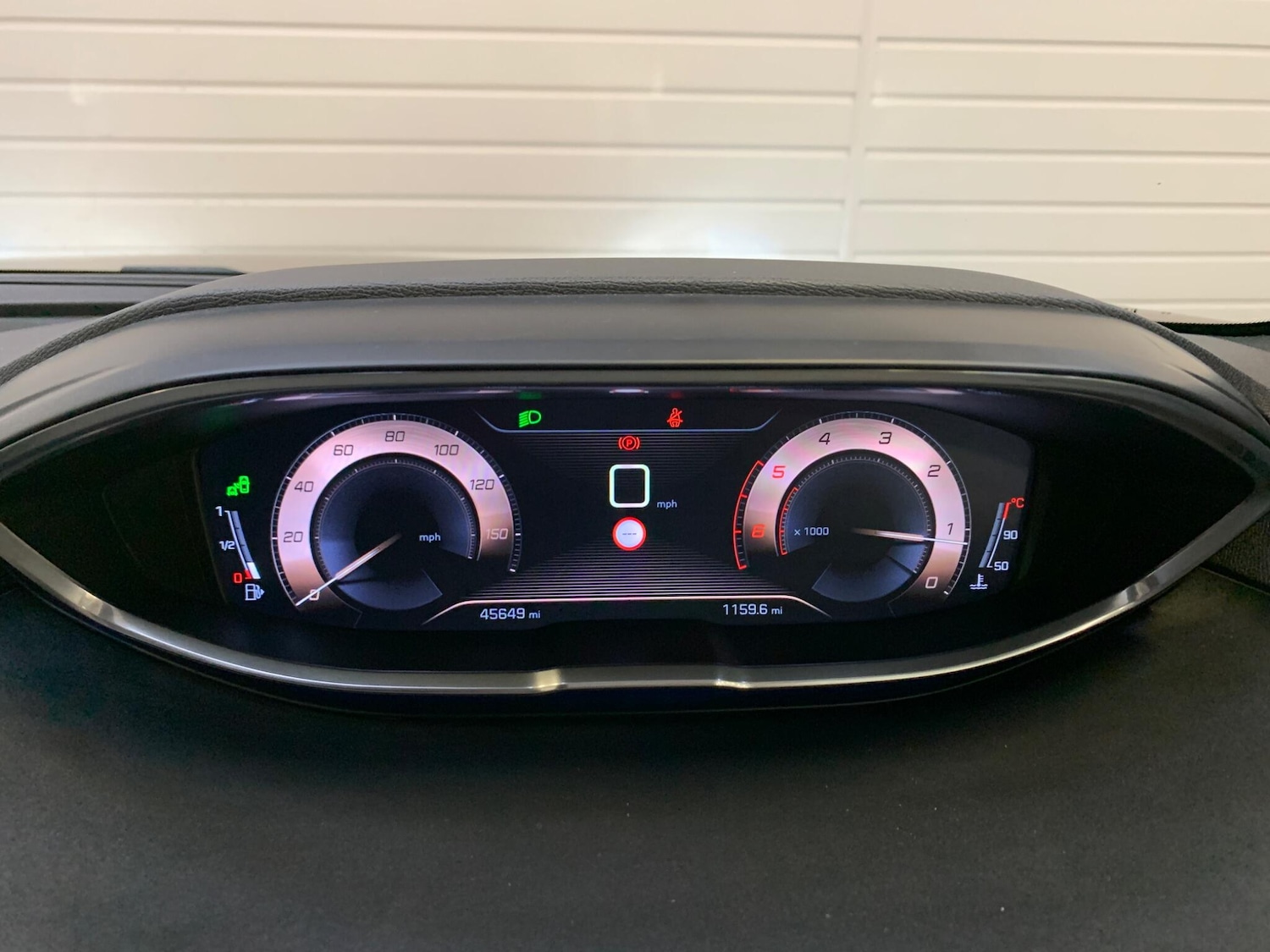 Used Peugeot 3008 2018 for sale - 76989590: Photo 27