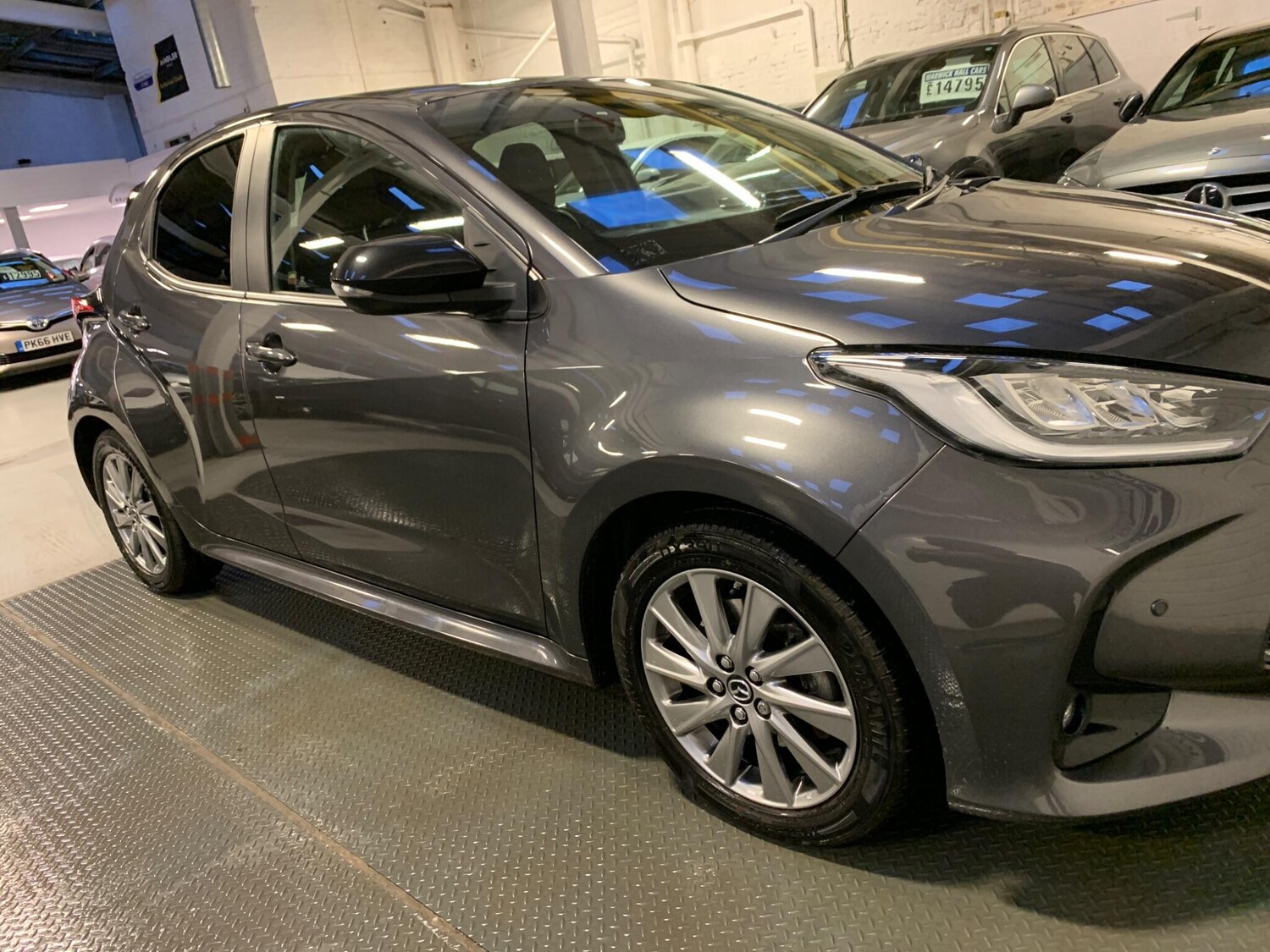 Used Mazda Mazda2 HYBRID 2022 for sale - 77109310: Photo 8