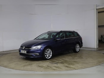 Used Volkswagen Golf 2017 for sale - 76388844: Photo