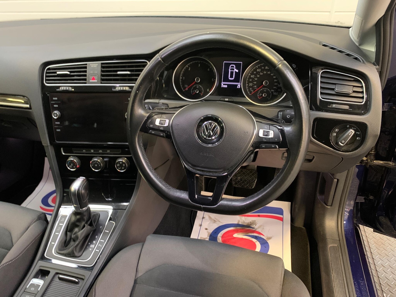 Used Volkswagen Golf 2017 for sale - 76388844: Photo 22