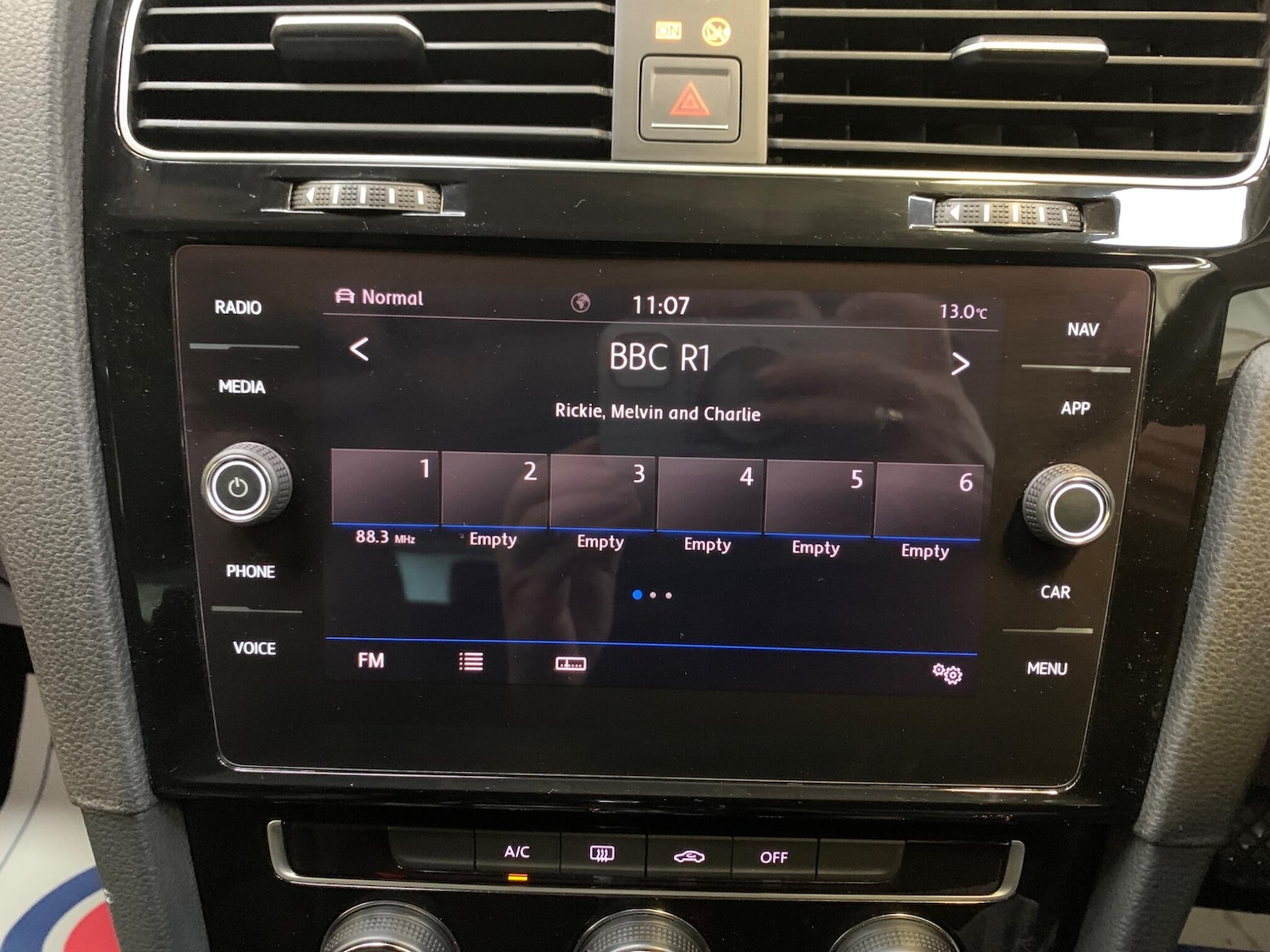 Used Volkswagen Golf 2017 for sale - 76388844: Photo 25