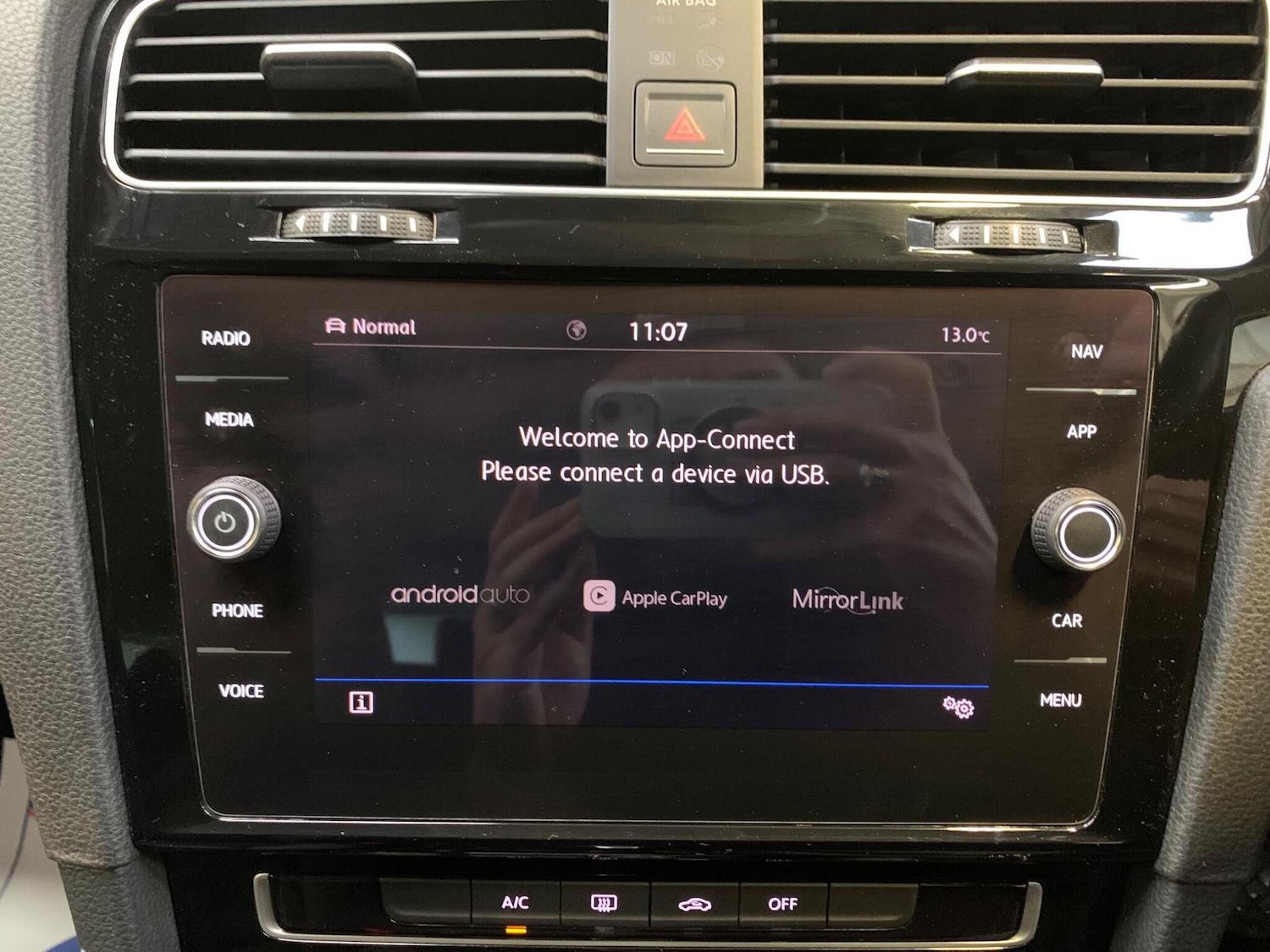 Used Volkswagen Golf 2017 for sale - 76388844: Photo 27