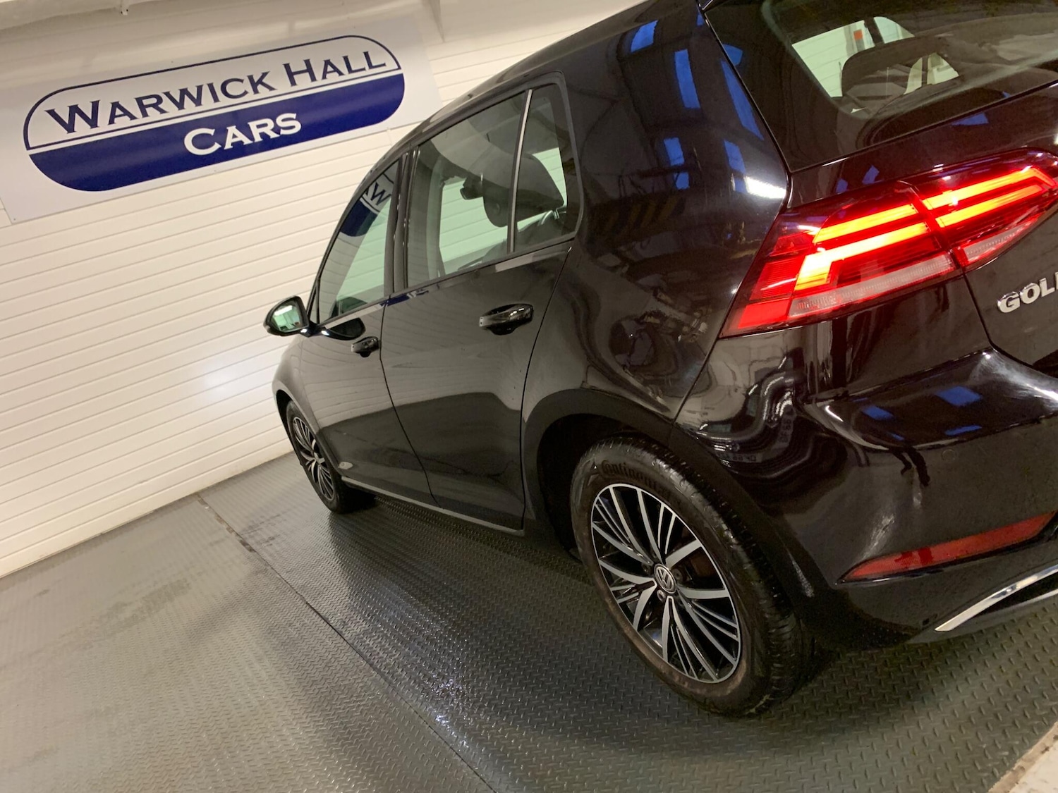 Used Volkswagen Golf 2018 for sale - 77131420: Photo 10