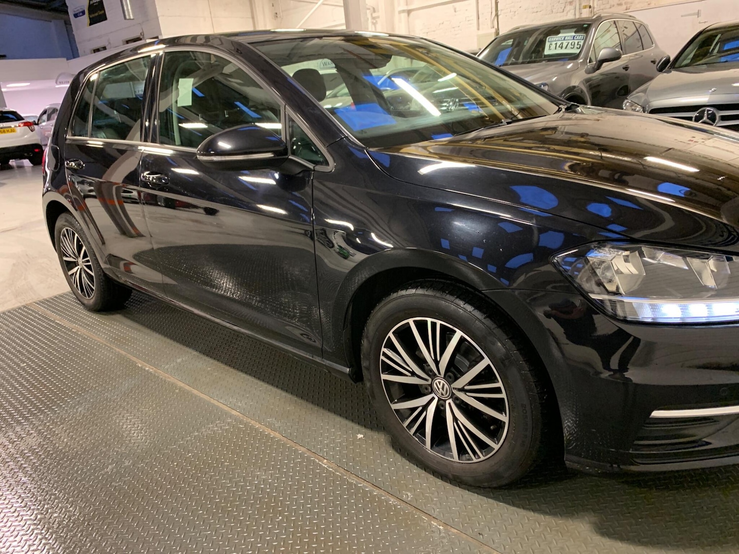 Used Volkswagen Golf 2018 for sale - 77131420: Photo 13