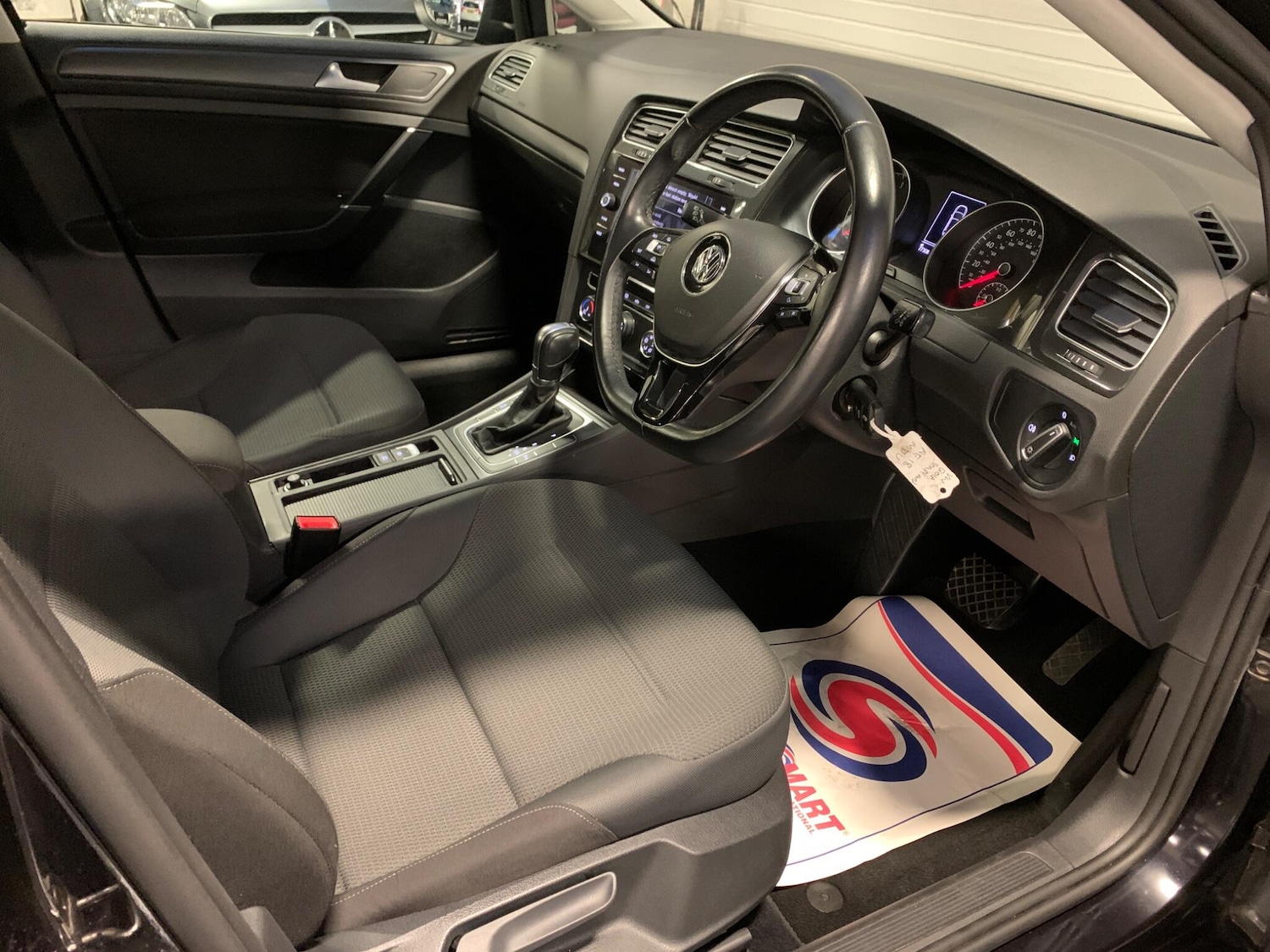 Used Volkswagen Golf 2018 for sale - 77131420: Photo 21