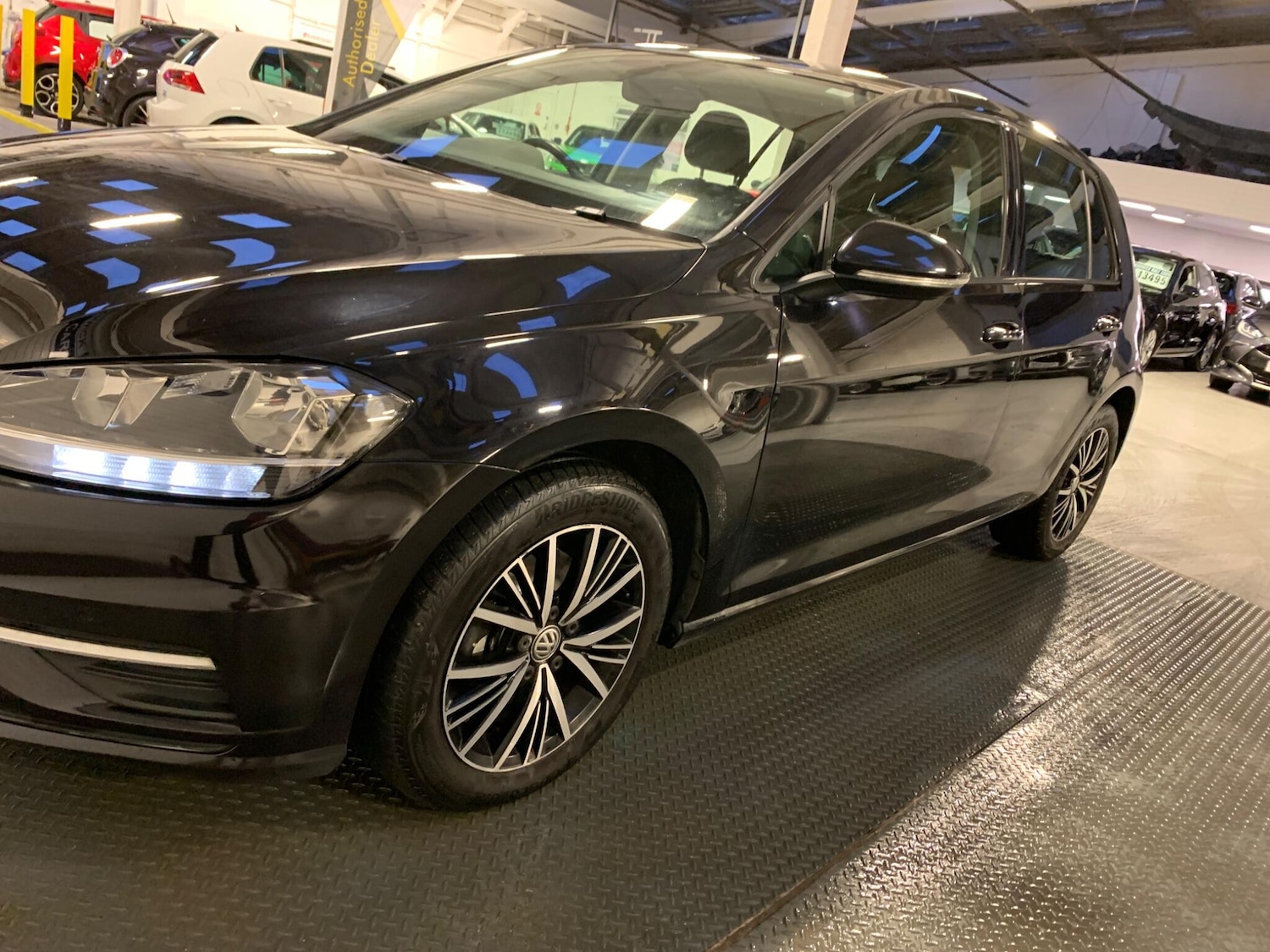 Used Volkswagen Golf 2018 for sale - 77131420: Photo 6