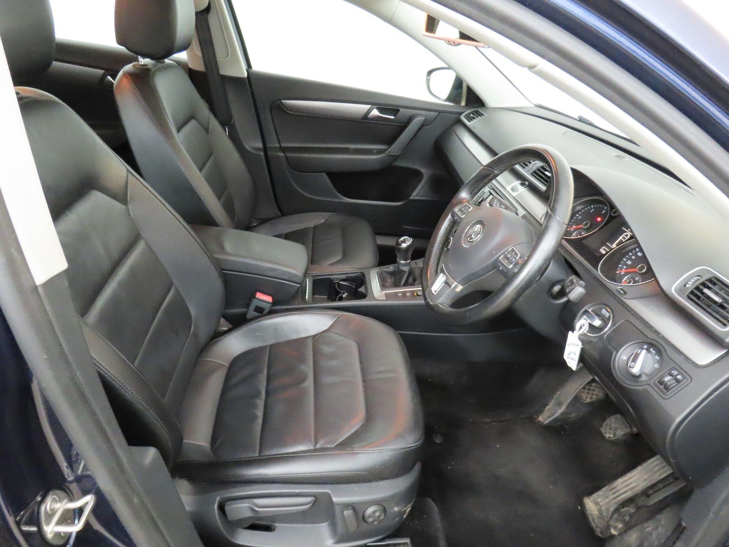 Used Volkswagen Passat 2014 for sale - 76765319: Photo 11