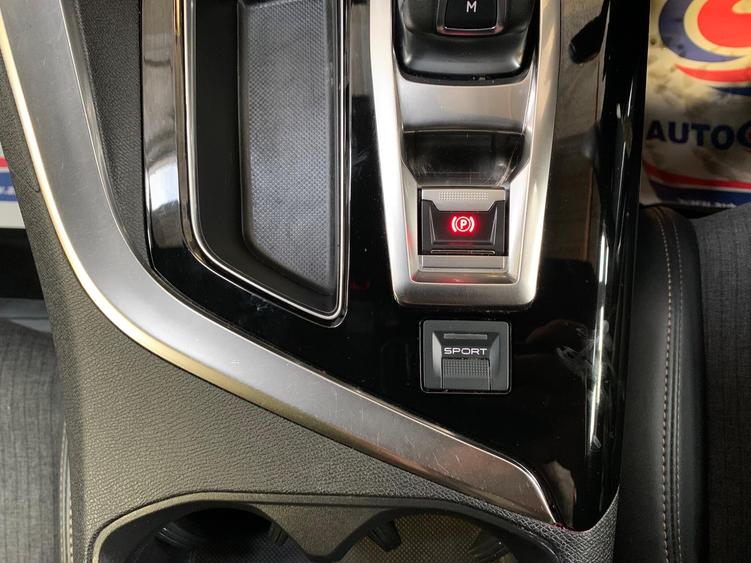 Used Peugeot 3008 2019 for sale - 75915555: Photo 37