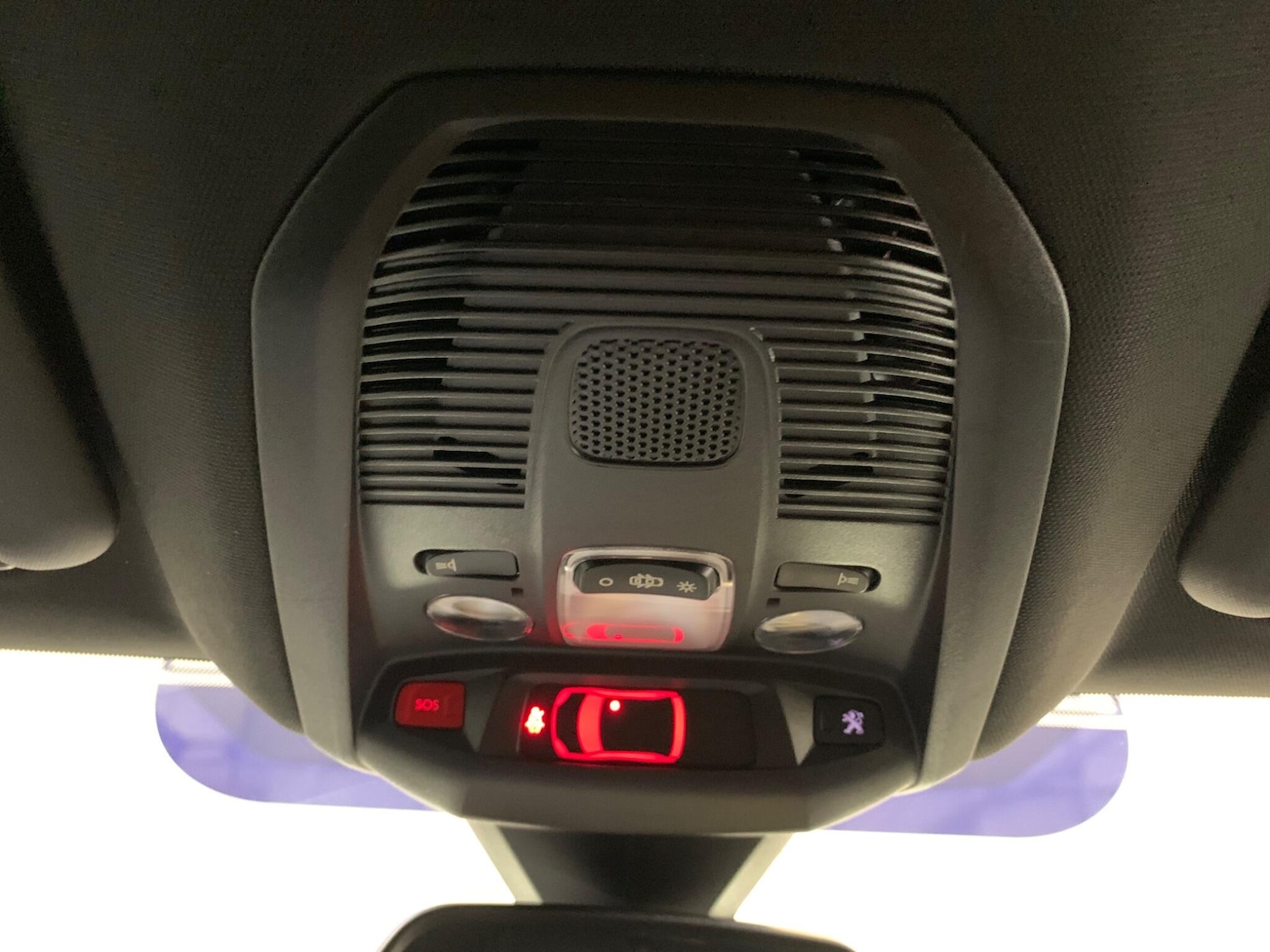 Used Peugeot 3008 2019 for sale - 75915555: Photo 41