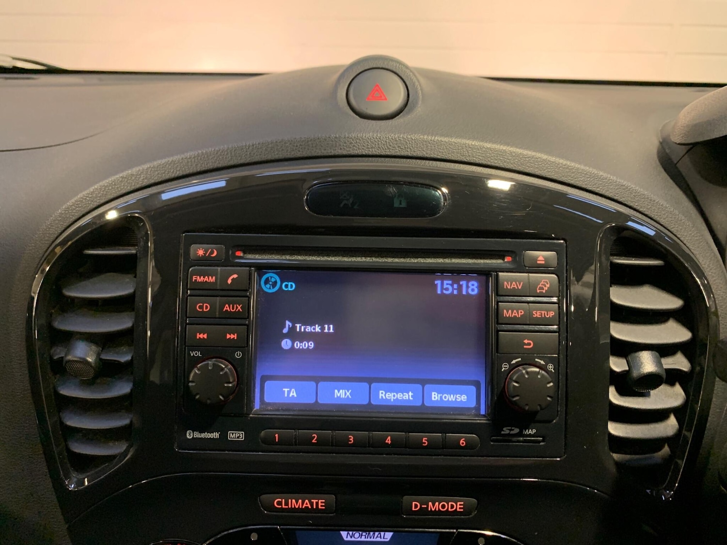 Used Nissan Juke 2012 for sale - 76727141: Photo 25