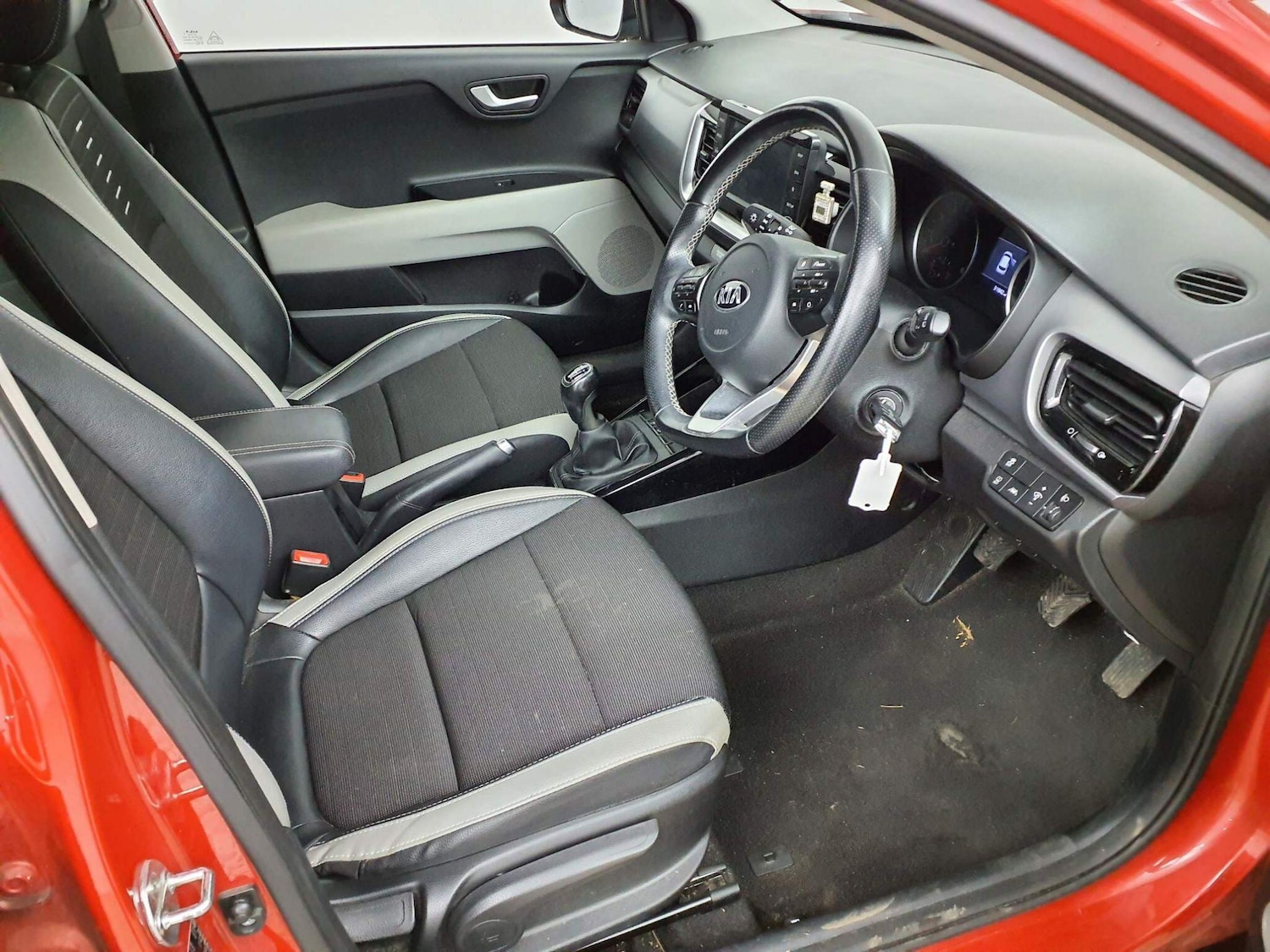 Used Kia Stonic for sale - 77783874: Photo 12