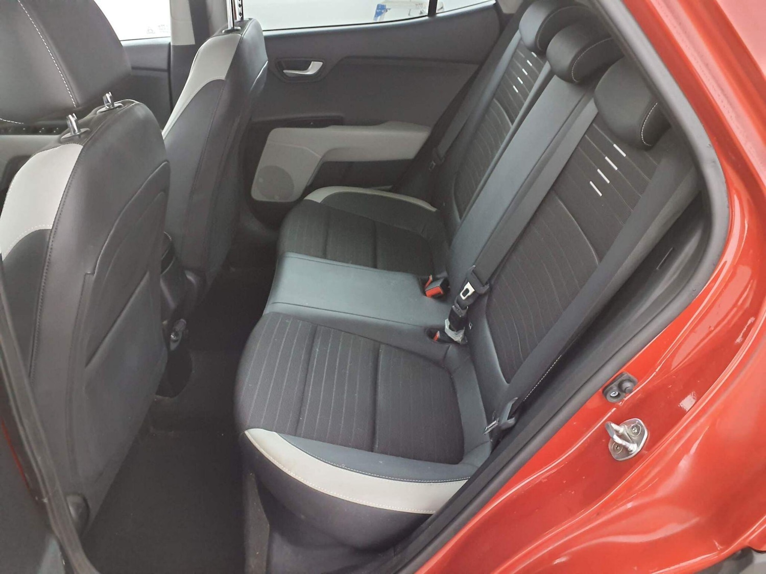 Used Kia Stonic for sale - 77783874: Photo 19