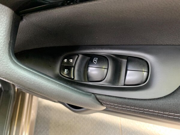 Used Nissan Qashqai 2017 for sale - 75478701: Photo 21