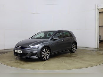 Used Volkswagen Golf 2018 for sale - 78375014: Photo