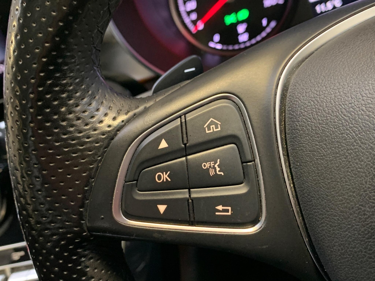 Used Mercedes-Benz C Class 2016 for sale - 77695923: Photo 48