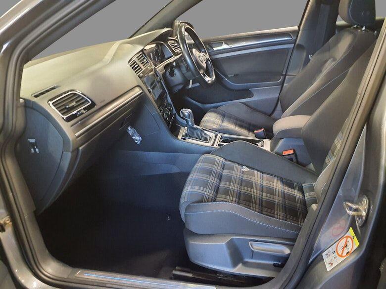 Used Volkswagen Golf 2017 for sale - 77331917: Photo 10