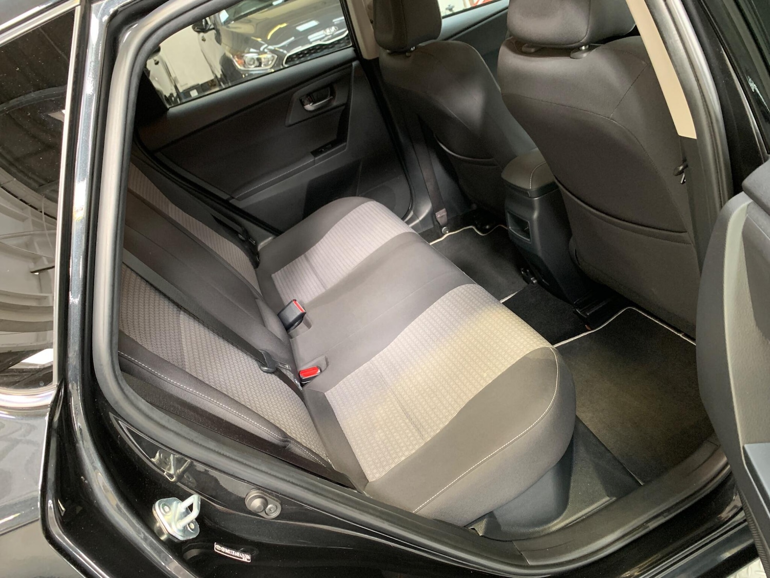 Used Toyota Auris 2018 for sale - 76349318: Photo 20