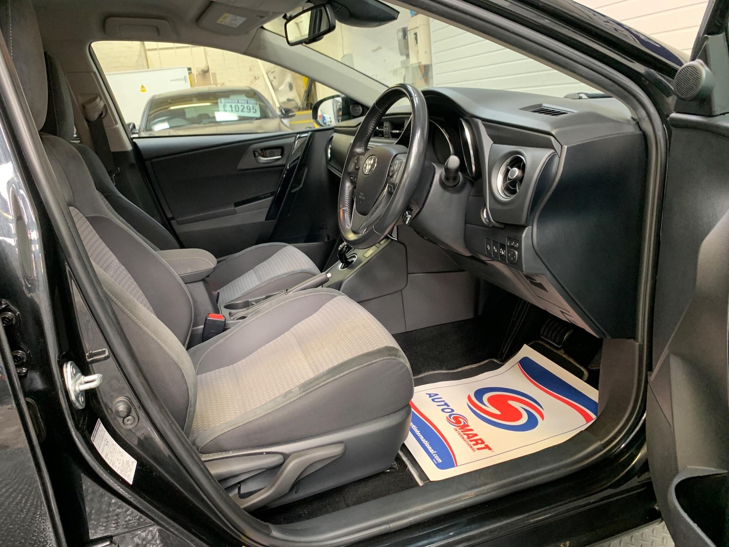 Used Toyota Auris 2018 for sale - 76349318: Photo 23