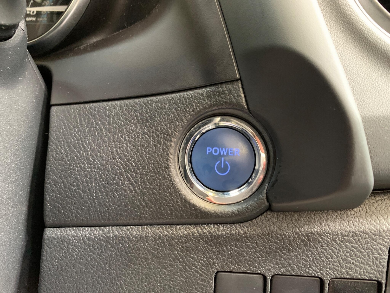 Used Toyota Auris 2018 for sale - 76349318: Photo 25