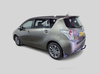 Used Toyota Verso 2016 for sale - 75991315: Photo