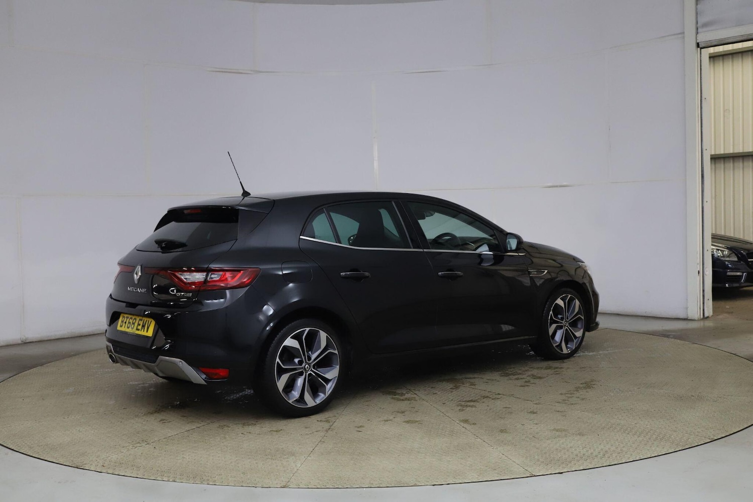 Used Renault Megane 2018 for sale - 76388354: Photo 8