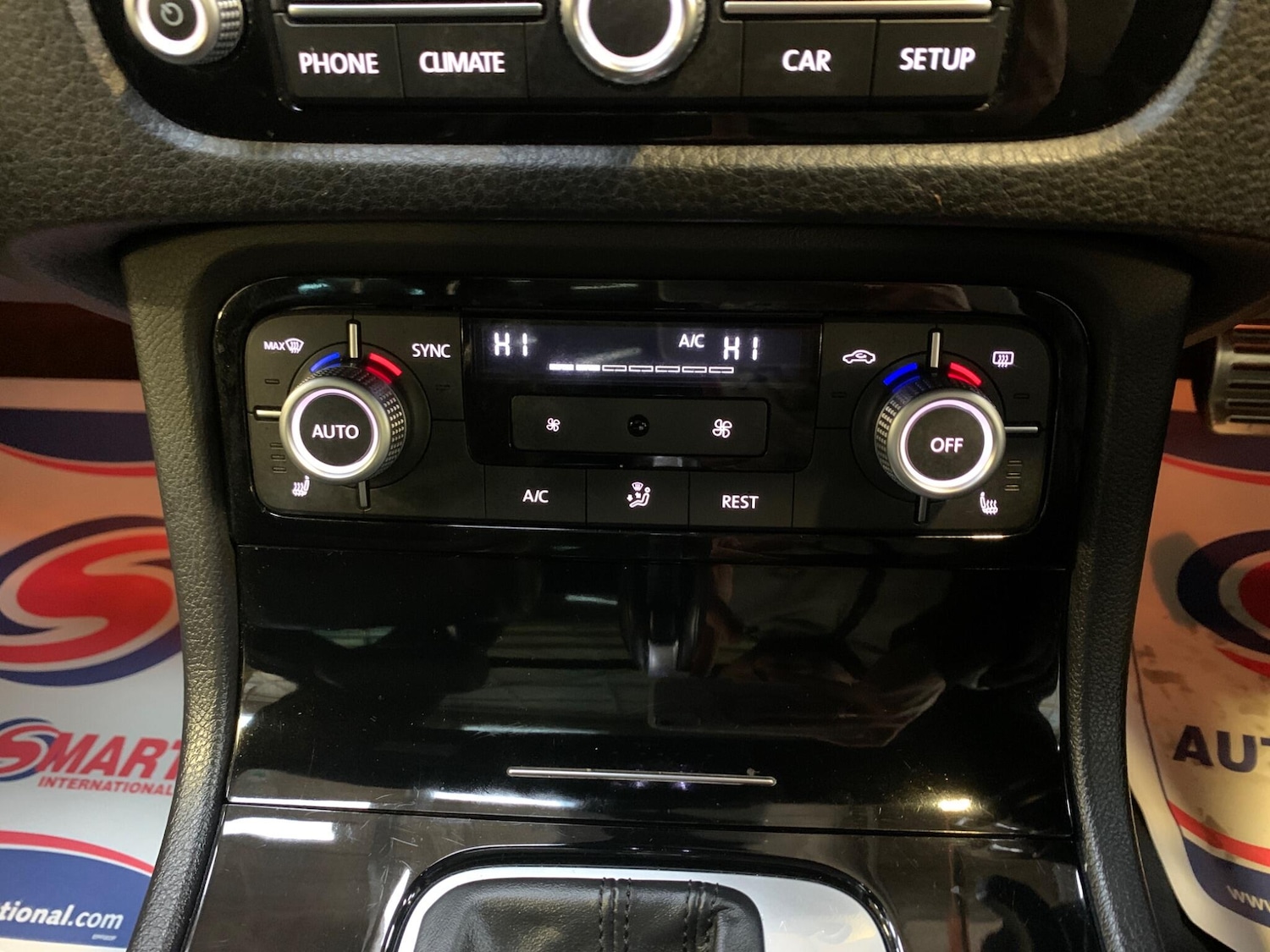 Used Volkswagen Touareg 2016 for sale - 77633919: Photo 36