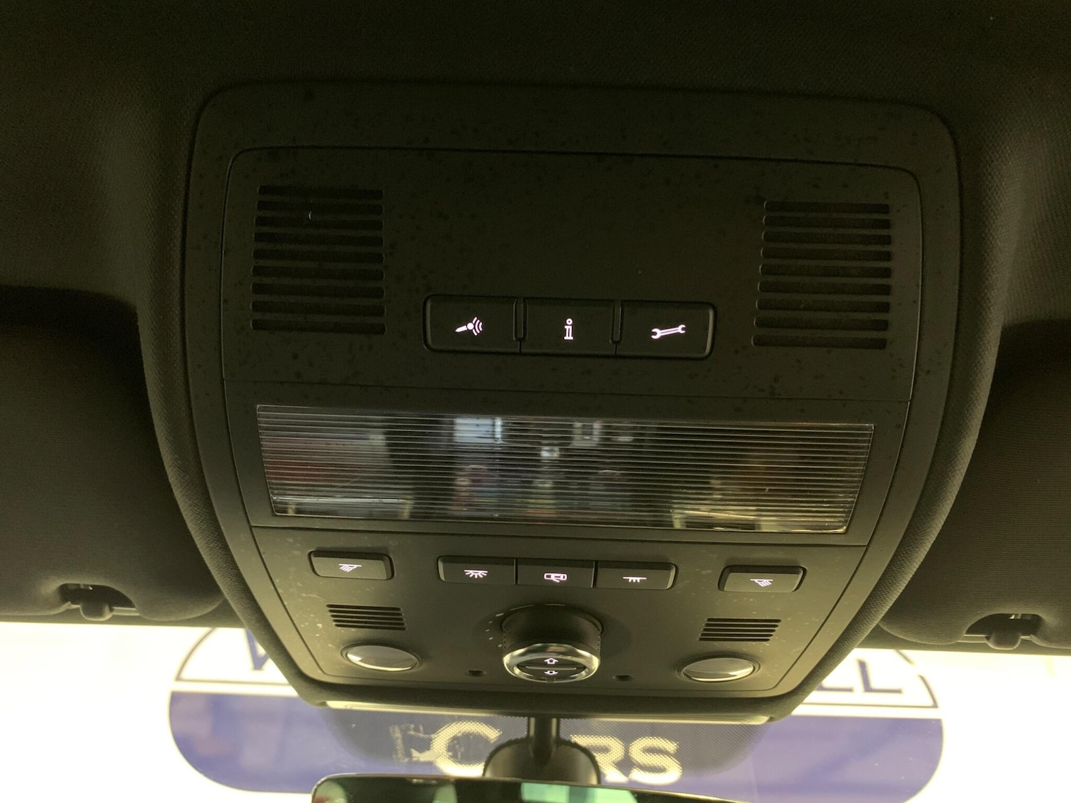 Used Volkswagen Touareg 2016 for sale - 77633919: Photo 50