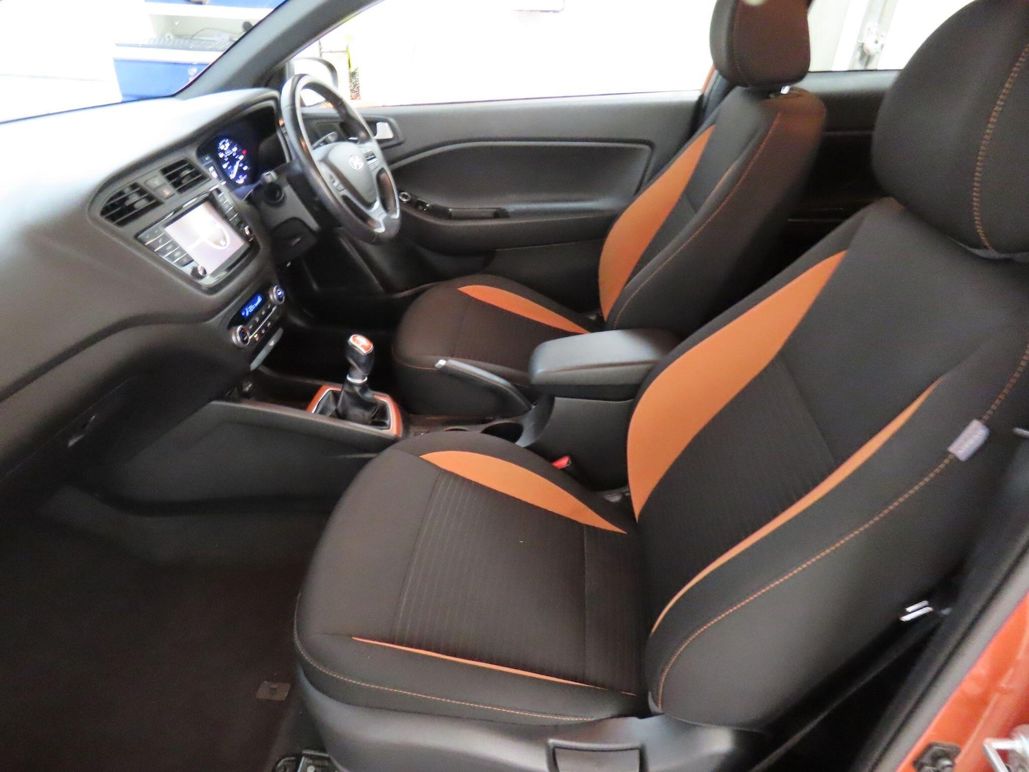 Used Hyundai i20 2015 for sale - 76976125: Photo 12