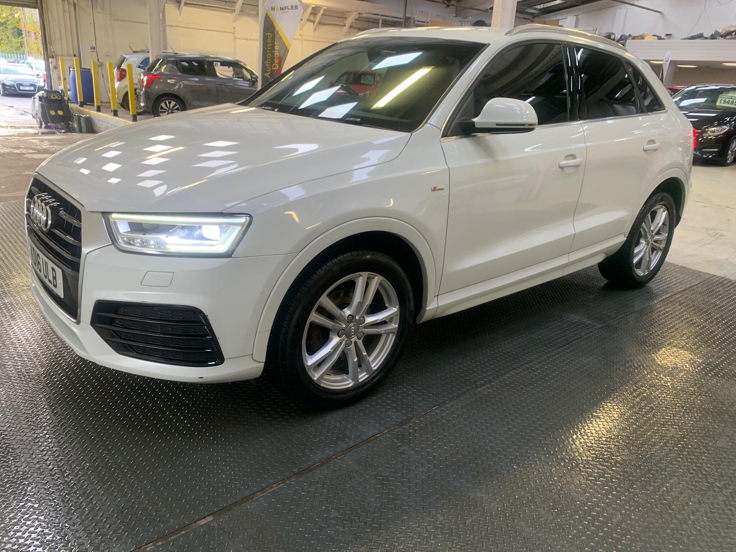 Used Audi Q3 2016 for sale - 76388617: Photo 13