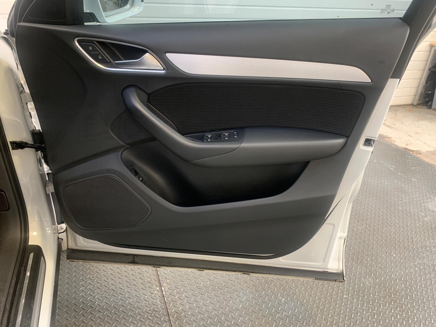 Used Audi Q3 2016 for sale - 76388617: Photo 20