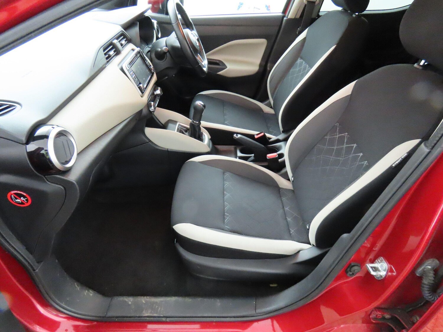 Used Nissan Micra 2017 for sale - 77939700: Photo 14