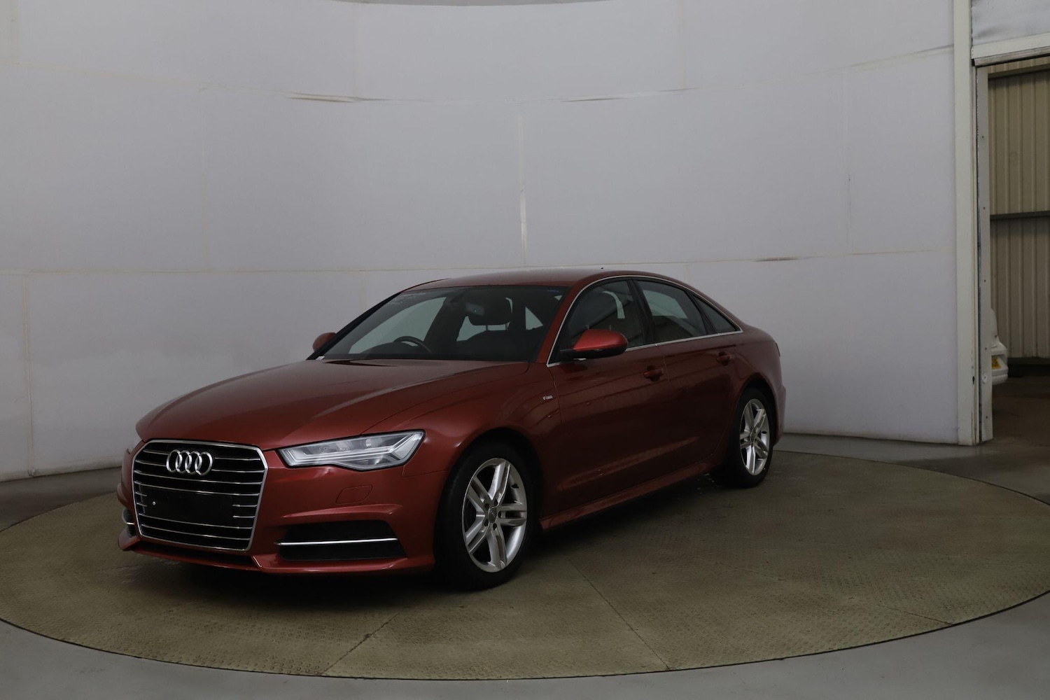Used Audi A6 2015 for sale - 76349072: Photo 1