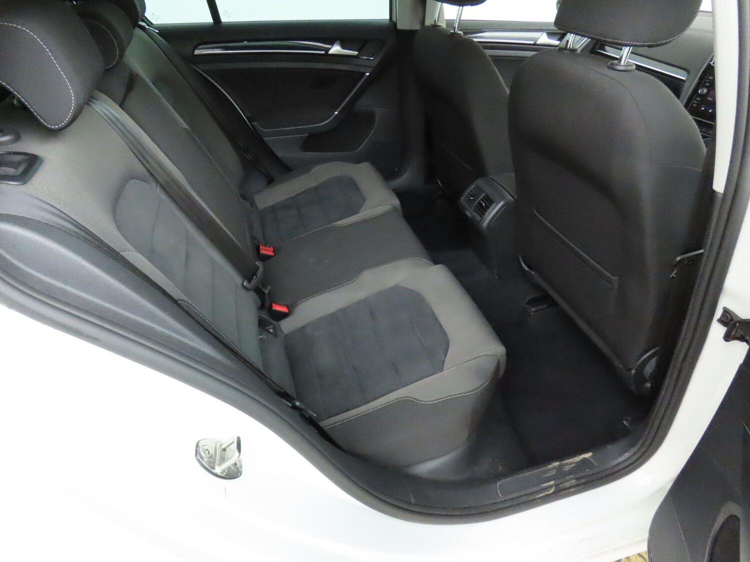 Used Volkswagen Golf 2017 for sale - 78019061: Photo 19